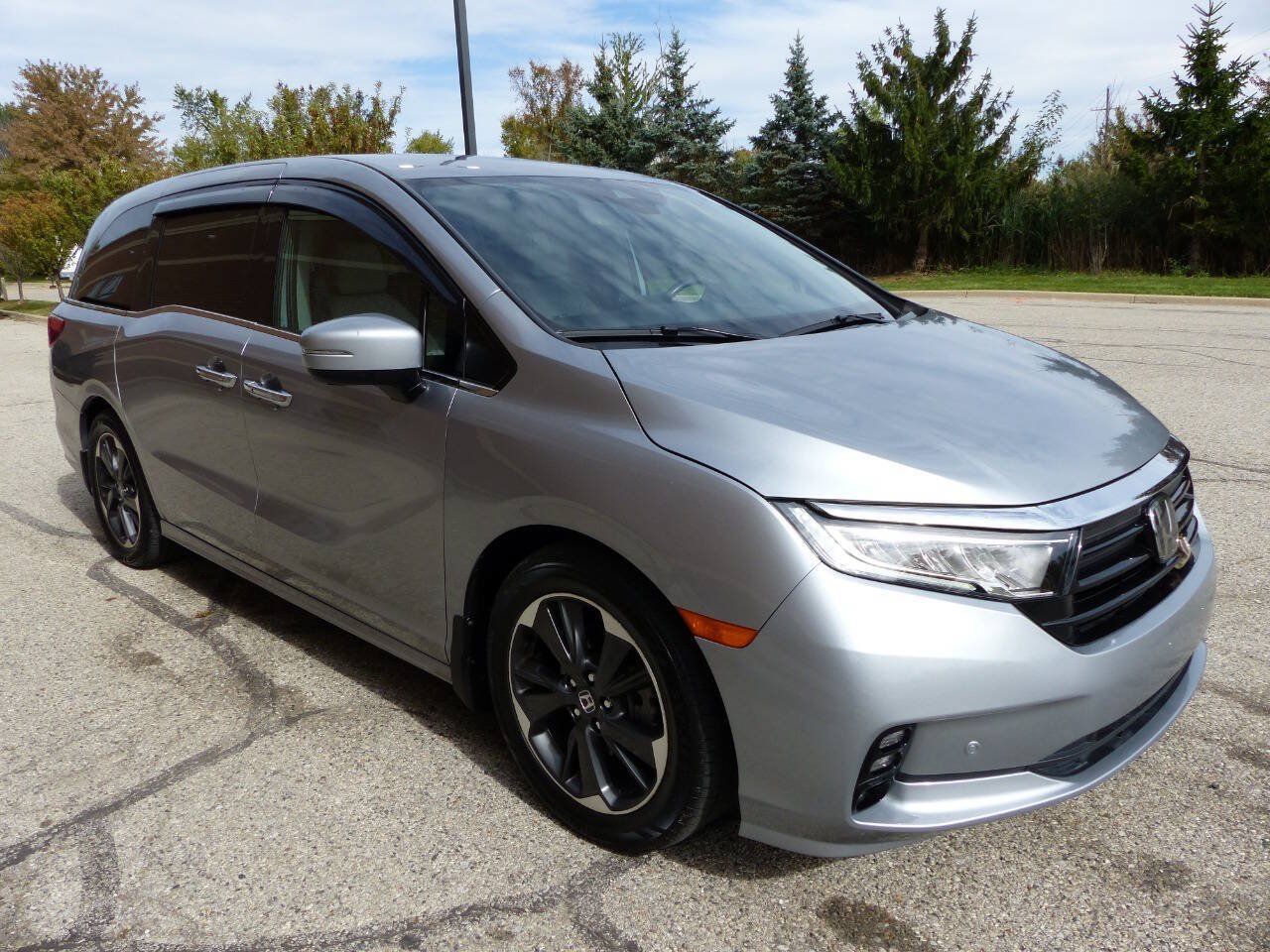 Used 2023 Honda Odyssey Elite image 13