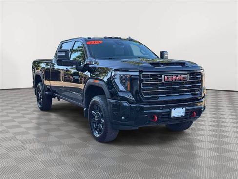 Used 2025 GMC Sierra 2500 AT4 AWD/4WD image 1