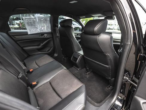 Used 2019 Honda Accord Sport image 27
