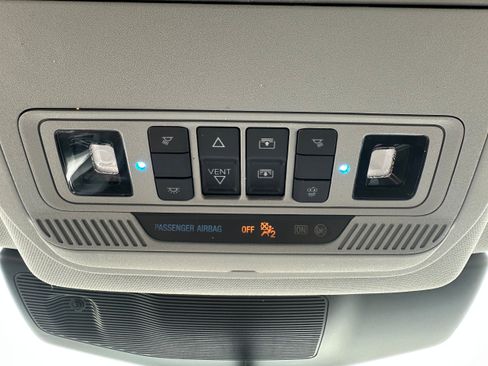 Used 2023 Ford Explorer XLT w/ Equipment Group 202A image 29