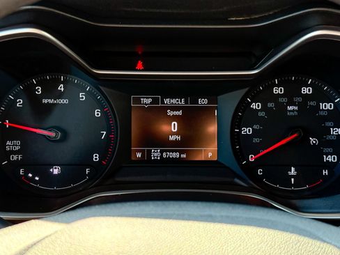 Used 2021 Chevrolet TrailBlazer LS AWD/4WD image 25
