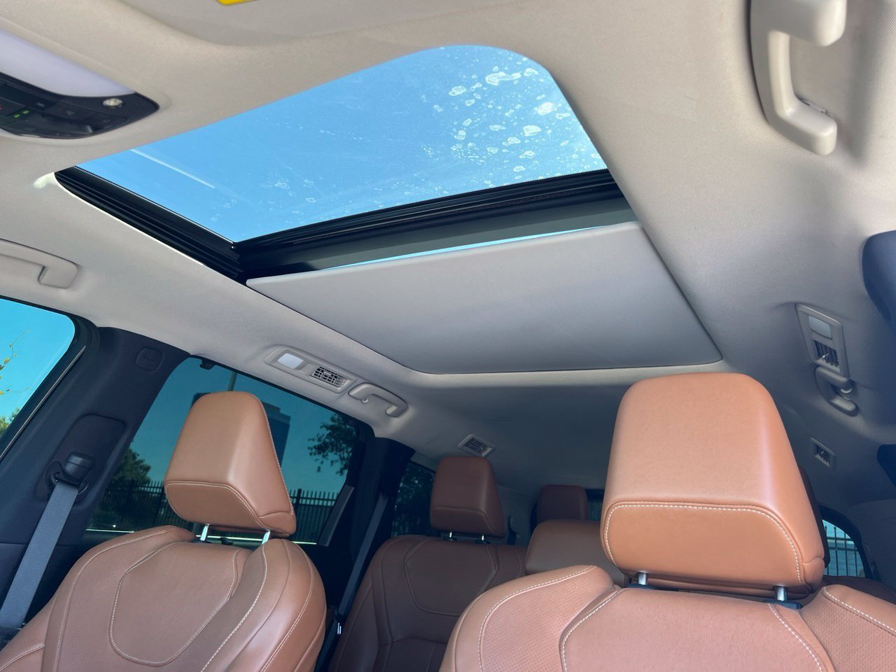 Used 2022 INFINITI QX60 Sensory w/ Vision Package AWD/4WD image 9