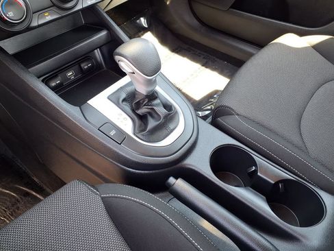 Certified 2023 Kia Forte LXS w/ LXS Technology Package FWD image 19
