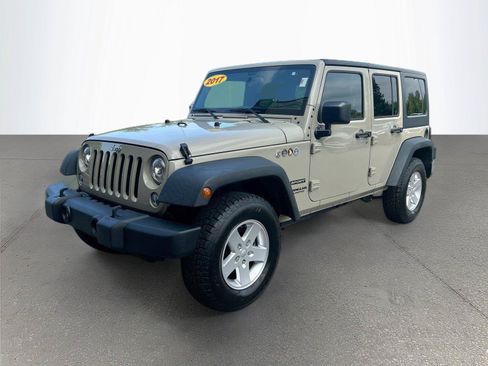 Used 2017 Jeep Wrangler Unlimited Sport w/ Quick Order Package 24S AWD/4WD image 8
