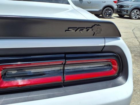 Used 2023 Dodge Challenger SRT Hellcat RWD image 17