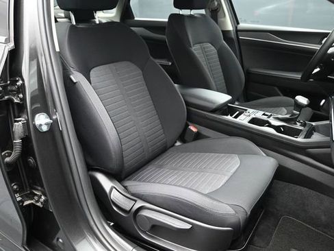 Used 2025 Kia K5 LXS FWD image 19