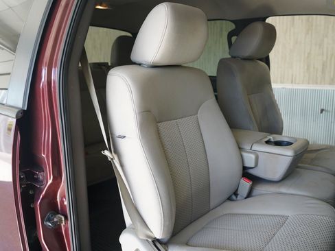 Used 2010 Ford F150 XLT RWD image 27