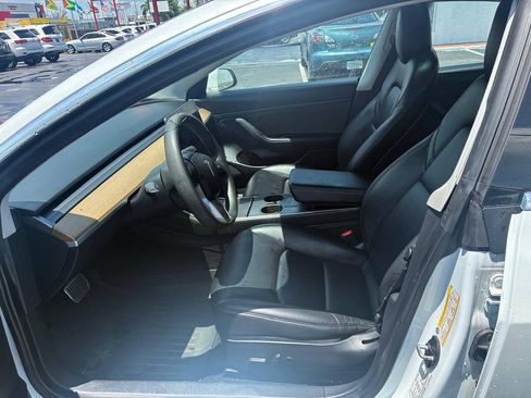 Used 2020 Tesla Model 3 RWD image 8