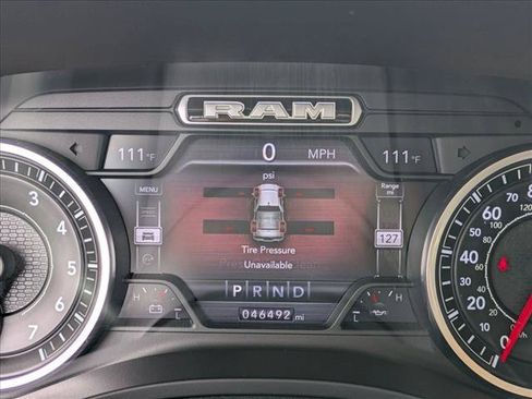 Used 2019 RAM 1500 Laramie RWD image 11