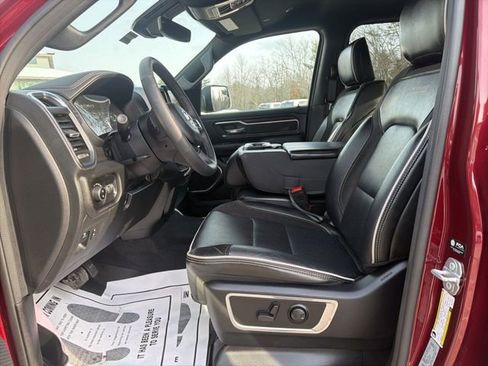 Used 2025 RAM 1500 Laramie image 9