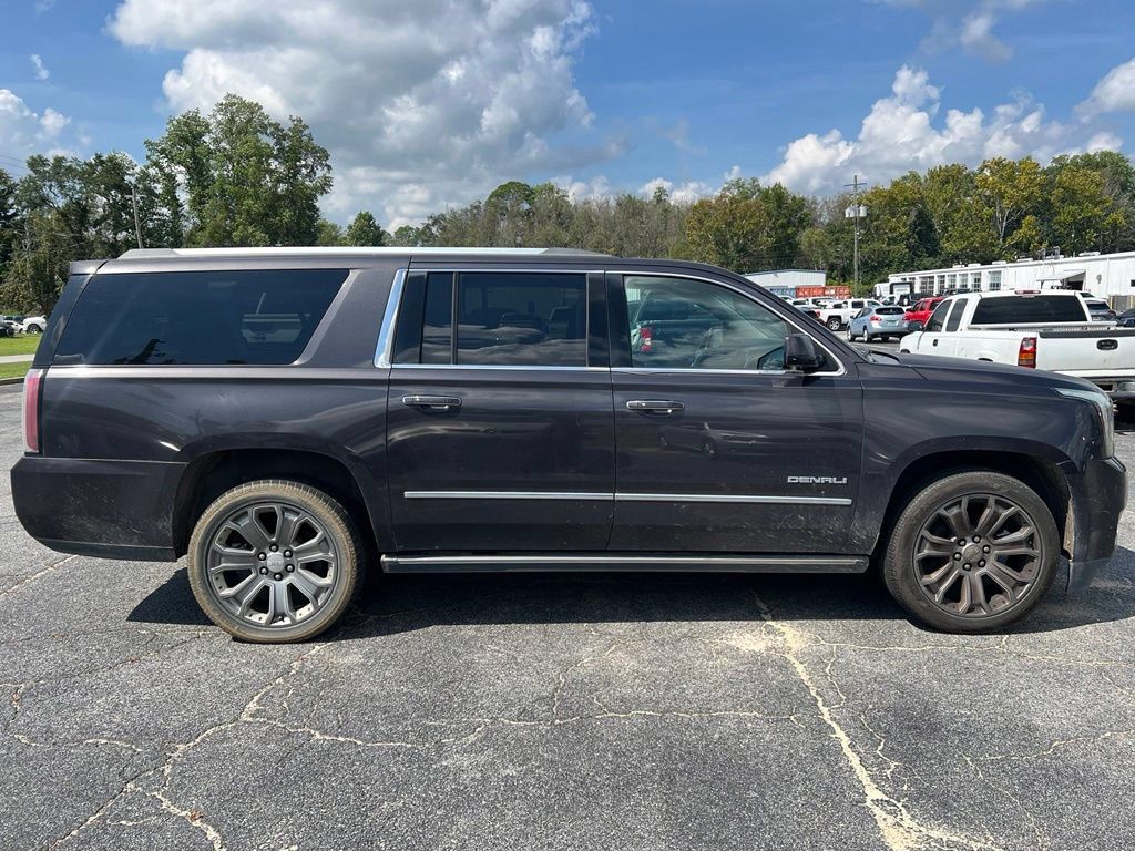 Used 2016 GMC Yukon XL Denali w/ Open Road Package RWD image 2