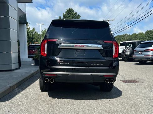 Used 2022 GMC Yukon XL Denali image 4