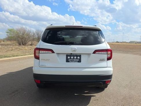 Used 2022 Honda Pilot Sport image 7