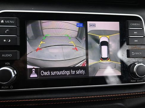 Used 2019 Nissan Kicks SR w/ SR Premium Package FWD image 19