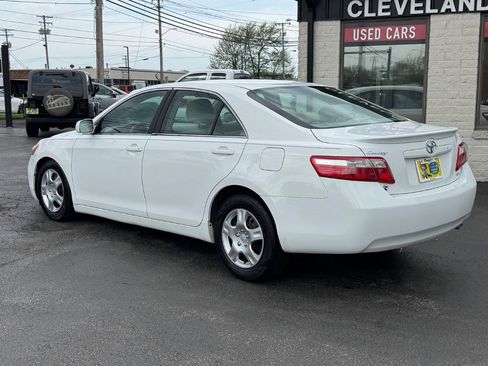 Used 2008 Toyota Camry LE FWD image 7