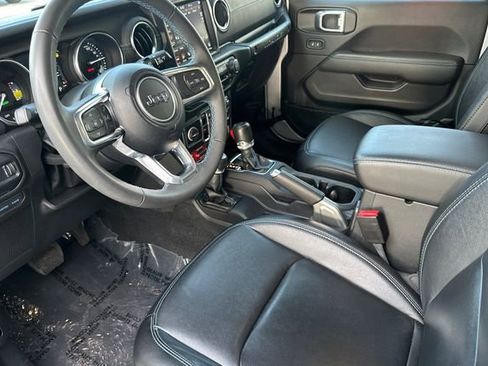 Certified 2023 Jeep Wrangler Unlimited Rubicon 4xe AWD/4WD image 10