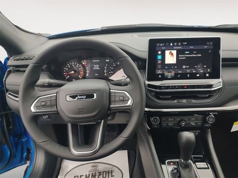 New 2026 Jeep Compass Latitude w/ Sun and Sound Group image 10