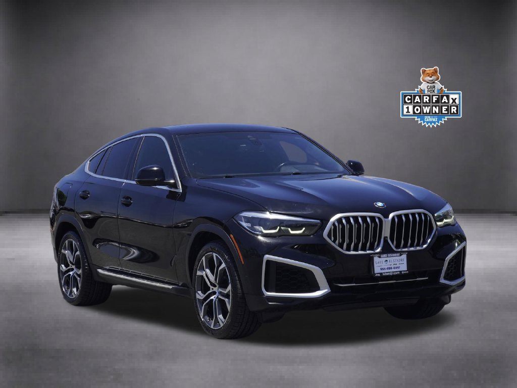 Used 2022 BMW X6 xDrive40i w/ Parking Assistance Package AWD/4WD image 2