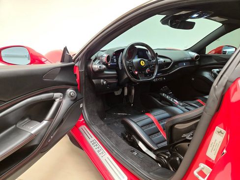 Used 2020 Ferrari F8 Tributo image 17
