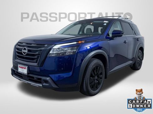 Certified 2024 Nissan Pathfinder SL AWD/4WD image 1