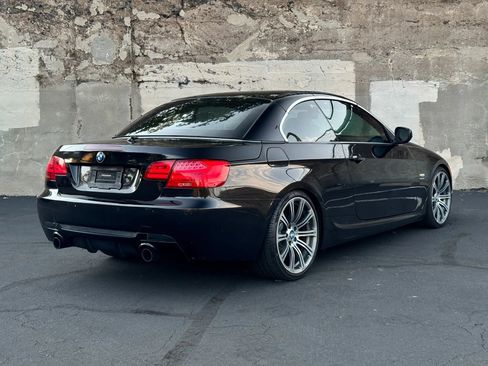 Used 2011 BMW 335is Convertible RWD image 4