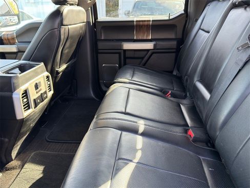 Used 2019 Ford F150 Lariat w/ Equipment Group 502A Luxury image 32