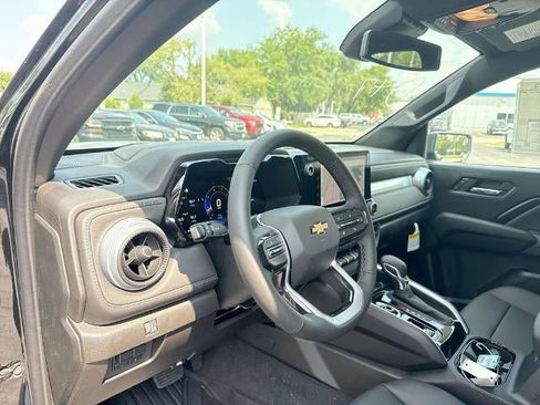 New 2026 Chevrolet Colorado LT w/ LT Convenience Package AWD/4WD image 10