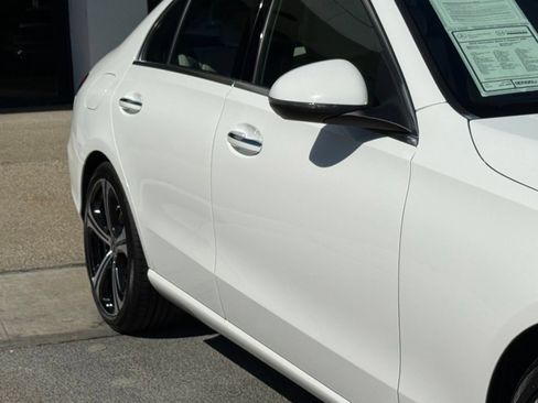 Used 2024 Mercedes-Benz C 300 Sedan image 9
