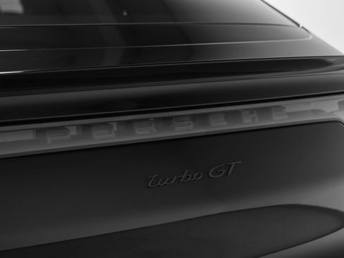 Certified 2022 Porsche Cayenne Turbo GT image 6