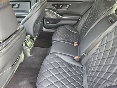 Used 2022 Mercedes-Benz S 580 4MATIC Sedan image 30