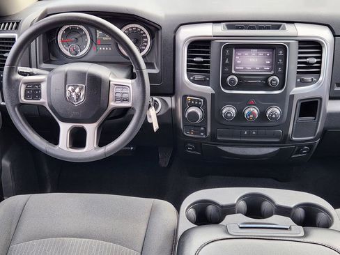 Used 2021 RAM 1500 Classic SLT image 25