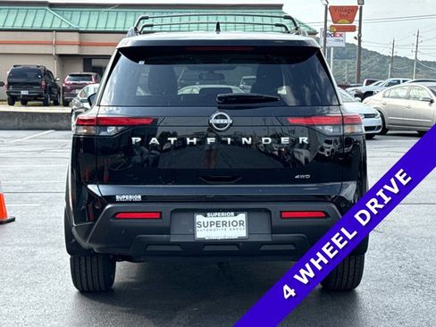New 2025 Nissan Pathfinder SV image 4