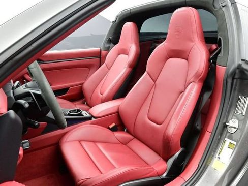 Certified 2023 Porsche 911 Targa 4 GTS AWD/4WD image 5
