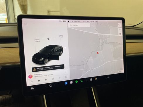 Used 2018 Tesla Model 3 Mid Range image 21