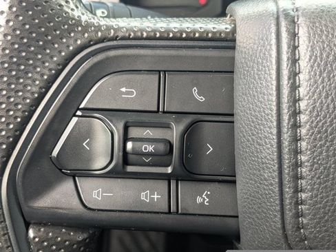 Used 2024 Toyota Tacoma SR5 AWD/4WD image 26
