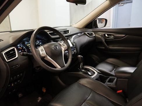 Used 2016 Nissan Rogue SL w/ SL Premium Package image 7