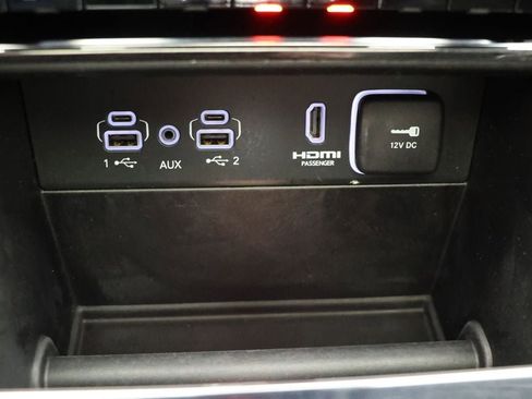 Used 2023 Jeep Grand Cherokee 4WD 4xe image 29