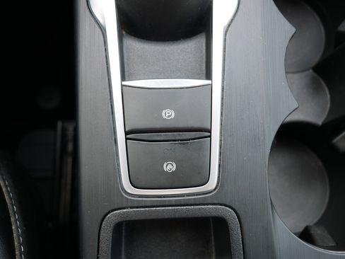 Used 2024 Ford Escape Platinum image 32