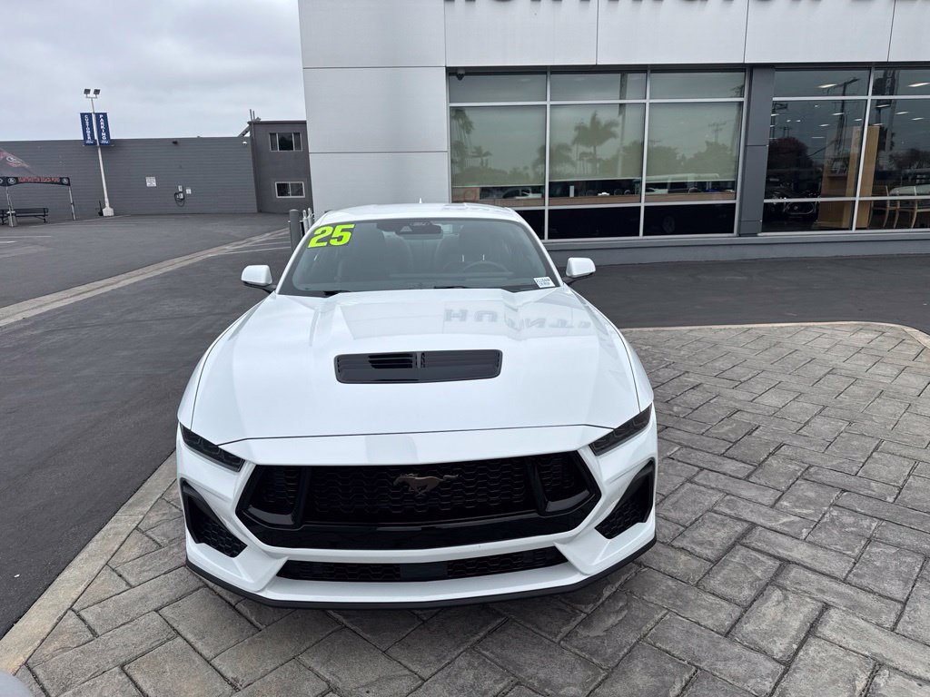 Used 2025 Ford Mustang GT Premium RWD image 25