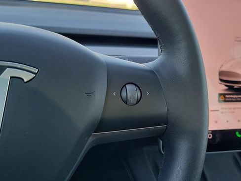 Used 2023 Tesla Model 3 Standard Range RWD image 13