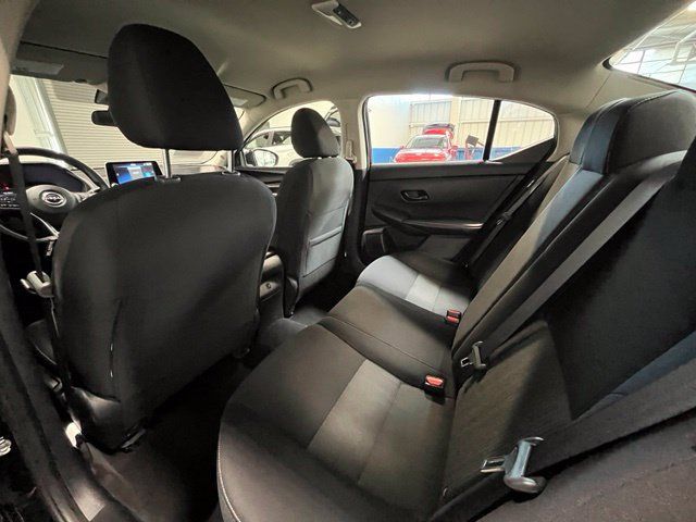 Used 2025 Nissan Sentra SV FWD image 15
