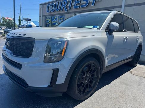 Used 2021 Kia Telluride EX w/ EX Premium Package AWD/4WD image 1