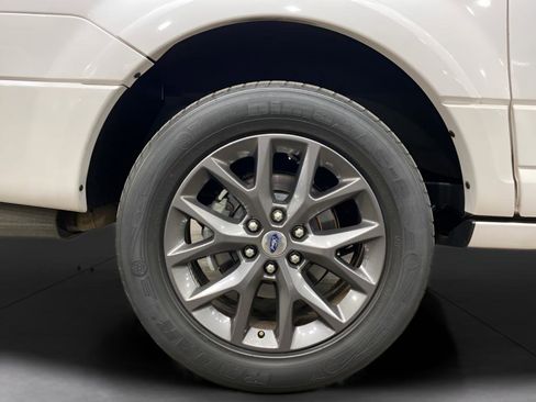 Used 2017 Ford Expedition EL Limited w/ Equipment Group 301A image 17