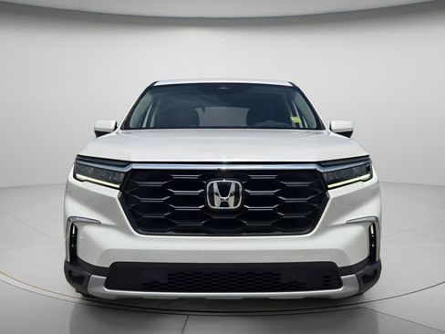 Certified 2024 Honda Pilot EX-L image 5