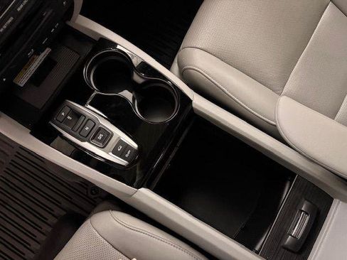 Used 2021 Honda Pilot Elite image 8