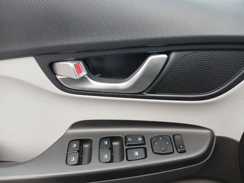 Used 2023 Hyundai Kona SEL w/ Convenience Package image 11