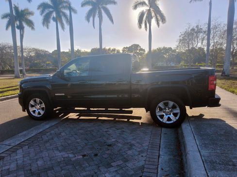 Used 2017 GMC Sierra 1500 SLE w/ SLE Value Package AWD/4WD image 14