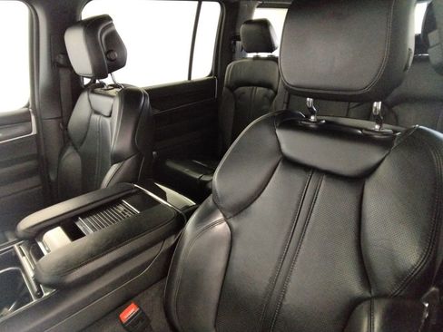 Used 2022 Jeep Wagoneer Series I image 35