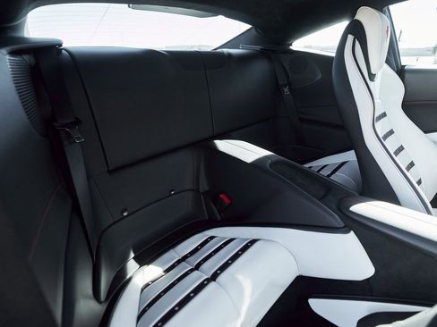 Used 2022 Ferrari Roma image 42