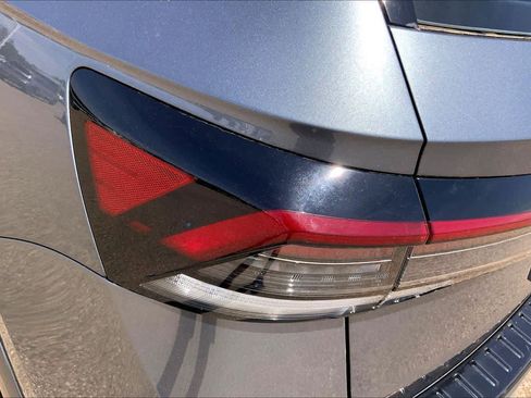 Used 2025 Volkswagen Taos S image 29